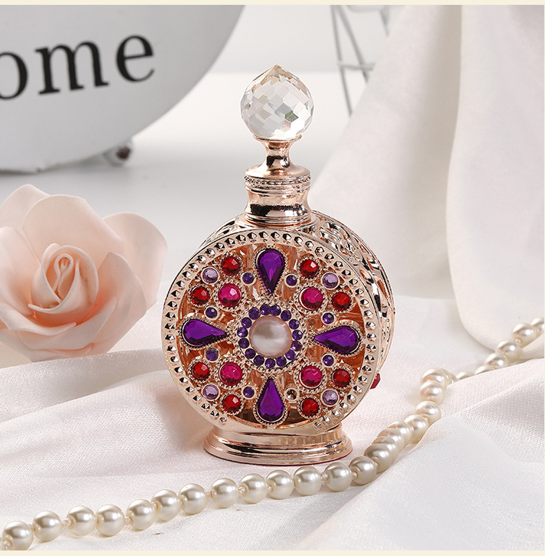 Creativity Hot Selling Dubai 15ML metal empty essential oil perfume bottle reverses Paris Dubai Internet celebrity explosion