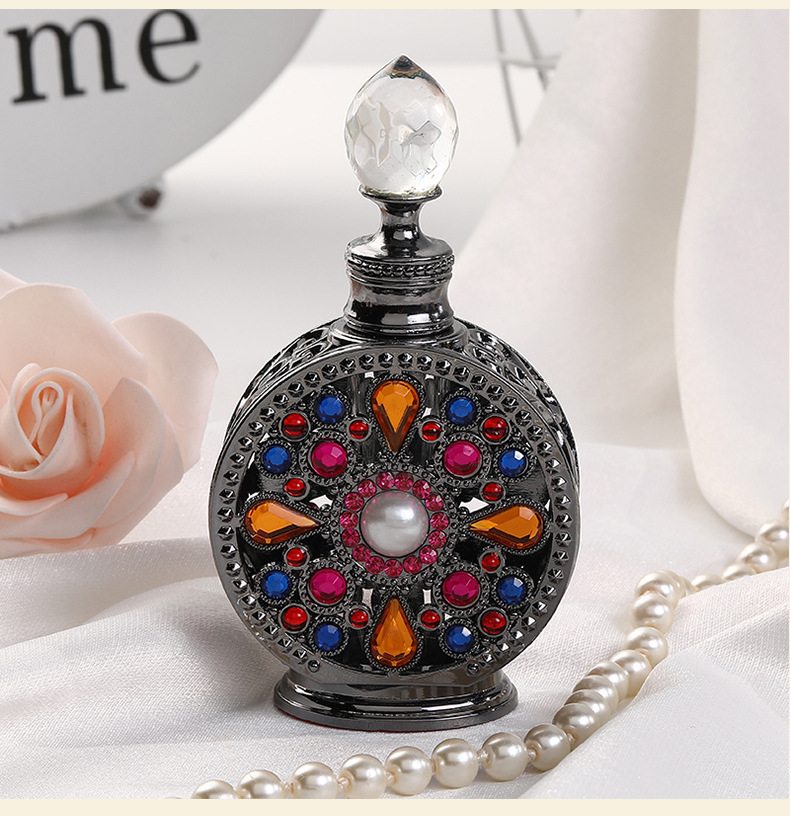 Creativity Hot Selling Dubai 15ML metal empty essential oil perfume bottle reverses Paris Dubai Internet celebrity explosion
