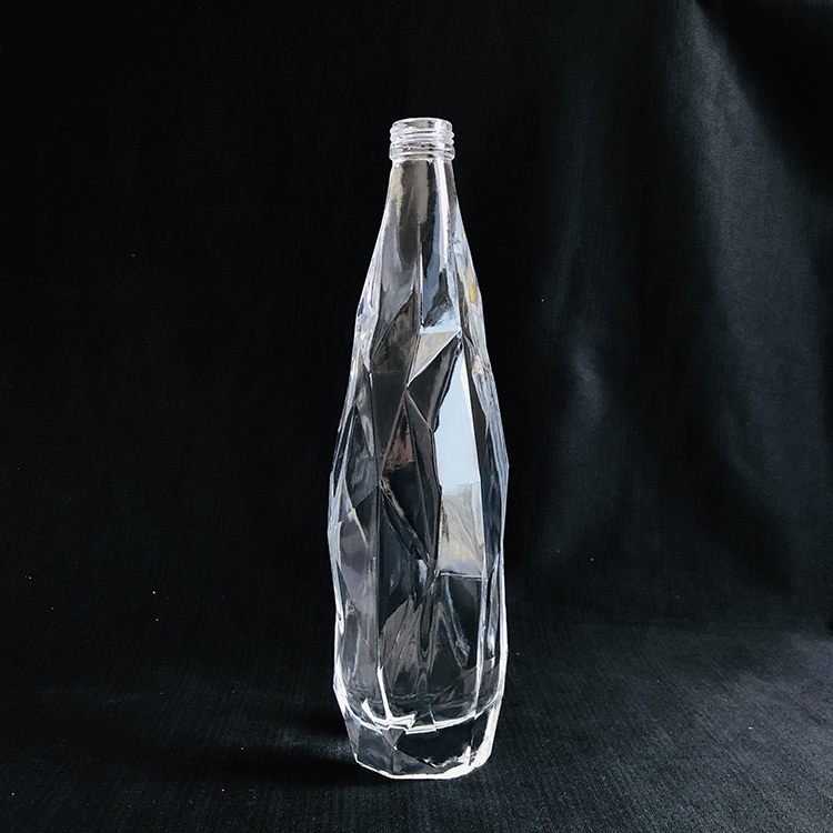 Crystal Glass Material Diamond Liquor Bottles Glass Fruit Wine Bottle