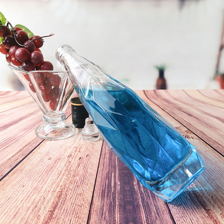 Crystal Glass Material Diamond Liquor Bottles Glass Fruit Wine Bottle