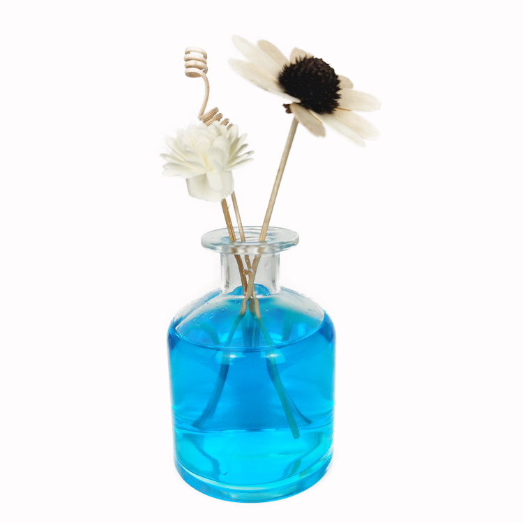 Crystal glass for perfume bottle 250ml fragrance oil glass bottle with Fiber rod and rattan