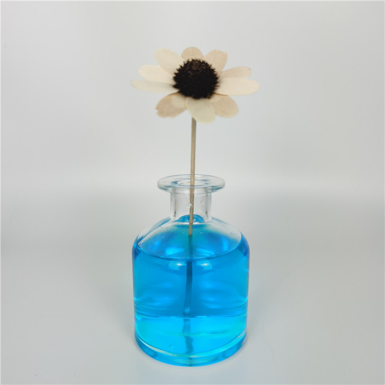 Crystal glass for perfume bottle 250ml fragrance oil glass bottle with Fiber rod and rattan