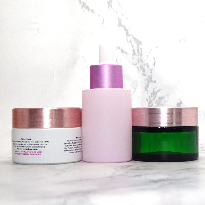 Custom 1 oz cosmetic glass jars with lids