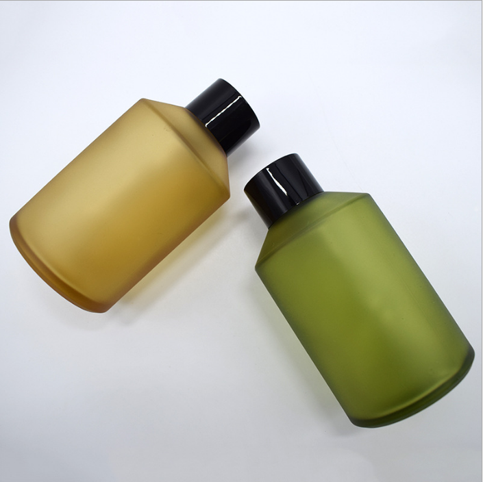 Custom 120ml,125ml, 200ml Frosted Slant Shoulder Glass Bottle