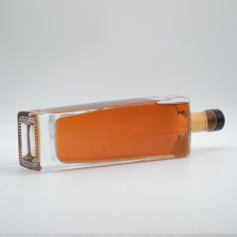 Custom 200ml 375ml 500ml 700ml 750ml 1000ml empty glass bottle vodka spirit wine bottle for liquor