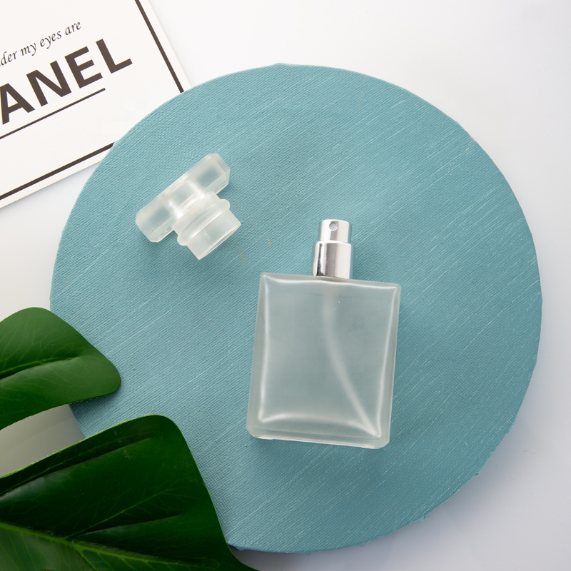 Custom 30ml 50ml 100ml Empty Clear Frosted Perfume Oil Botol Parfum Perfume Atomizer Perfume Glass Bottle