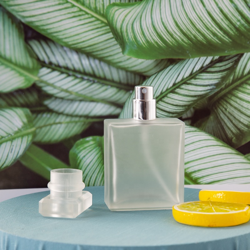 Custom 30ml 50ml 100ml Empty Clear Frosted Perfume Oil Botol Parfum Perfume Atomizer Perfume Glass Bottle