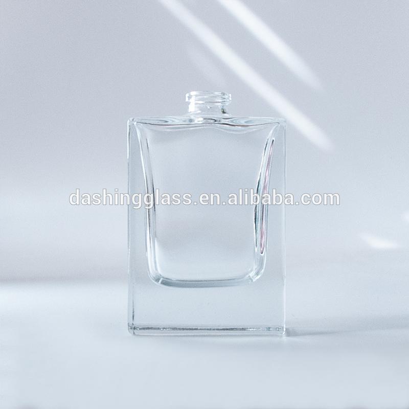 Custom 30ml / 50ml Black Luxury Perfume Bottle with Boxes Packaging