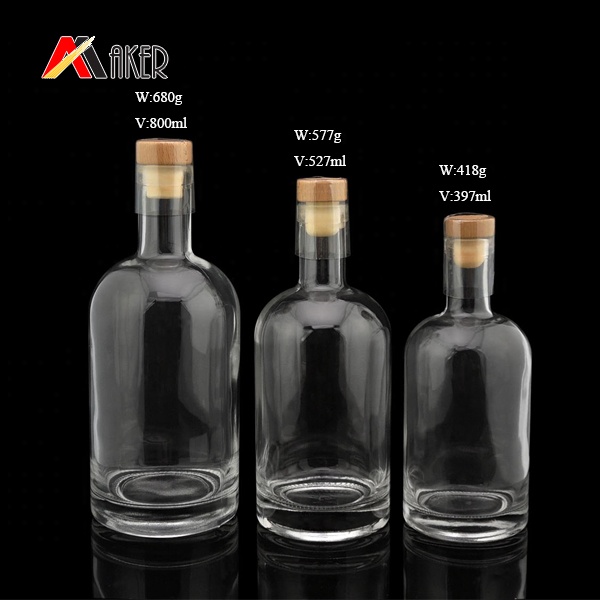 Custom 350ml 500ml 750ml sized liquor glass wine bottle with cork