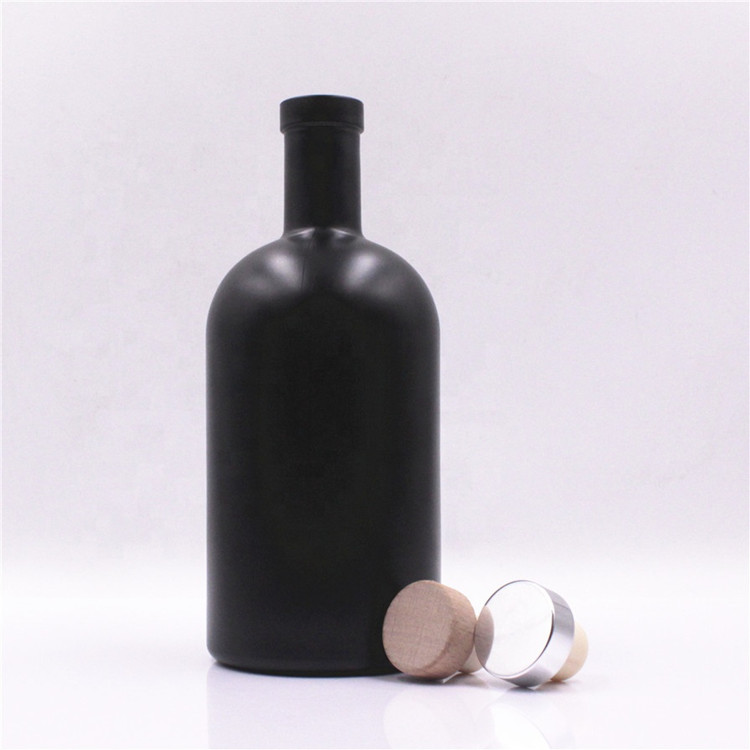 Custom 500ml 750ml Matte Black Glass Vodka Rum Liquor Spirit Bottle