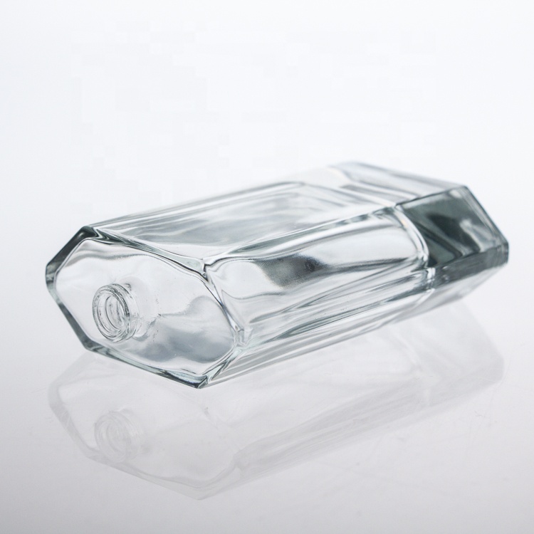 Custom 50ml 100ml Bulk Empty Elegant Crimp Flat Square Perfume Atomizer Glass Bottles