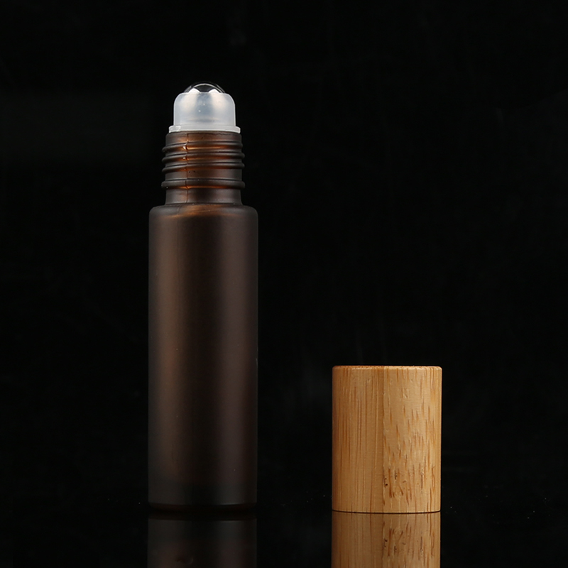 Custom 5ml 10ml 15ml Roll on Gemstone Roller Bottle Essential Oil Glass Roller Ball Bottles with Bamboo Cap