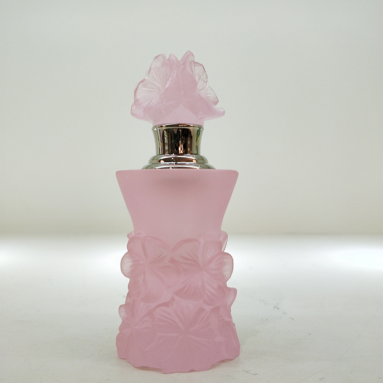 Custom Arab Style Flower Shaped bottle glass Crystal Perfume Oil Bottles for gifts