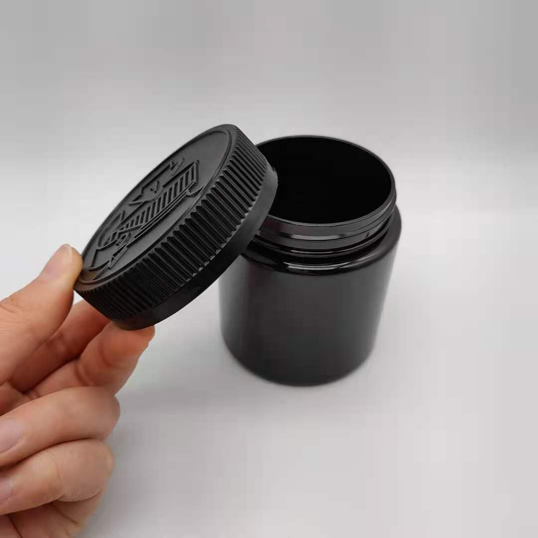 Custom Boston Round Black White PET Plastic CRC Jar Container With Press Safety Cap For Storage