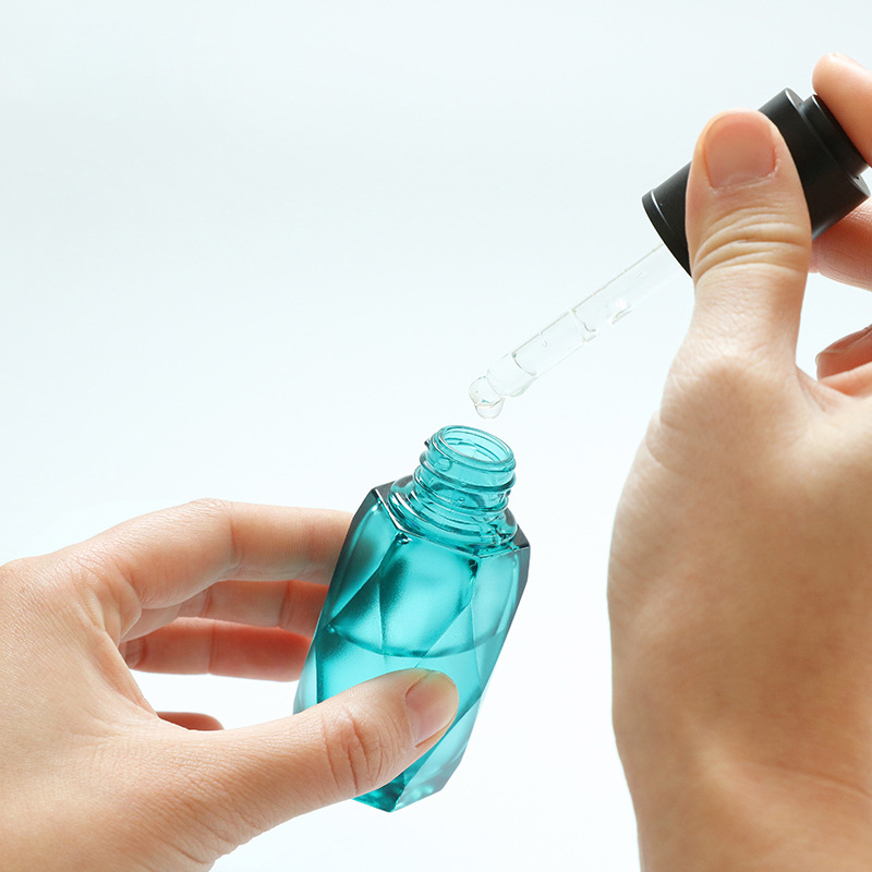 Custom Clear 30ml Glass Essential Oil Bottle With Dropper