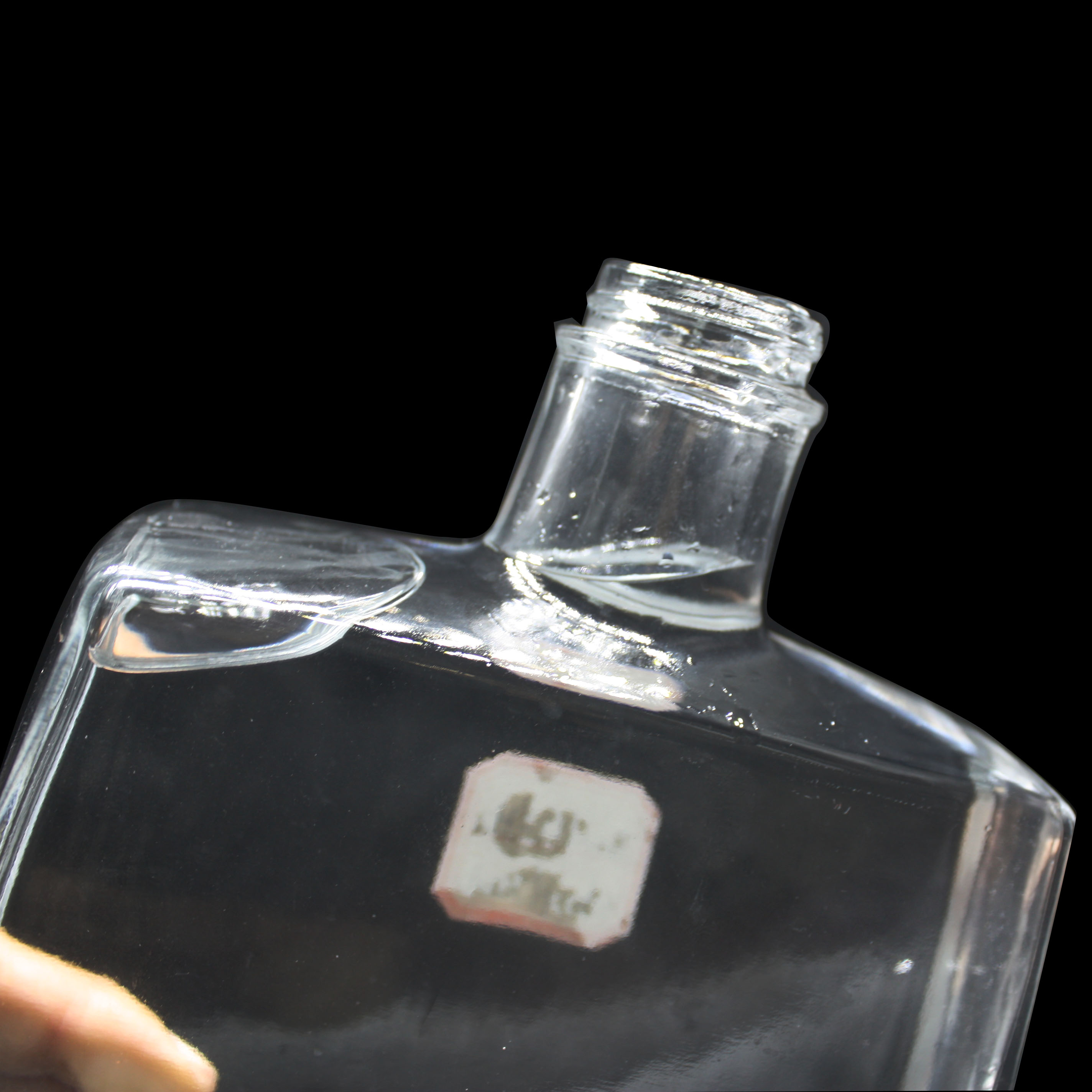 Custom Design Cork 750ml Luxury Crystal 700ml Rum Glass Bottles for Liquor