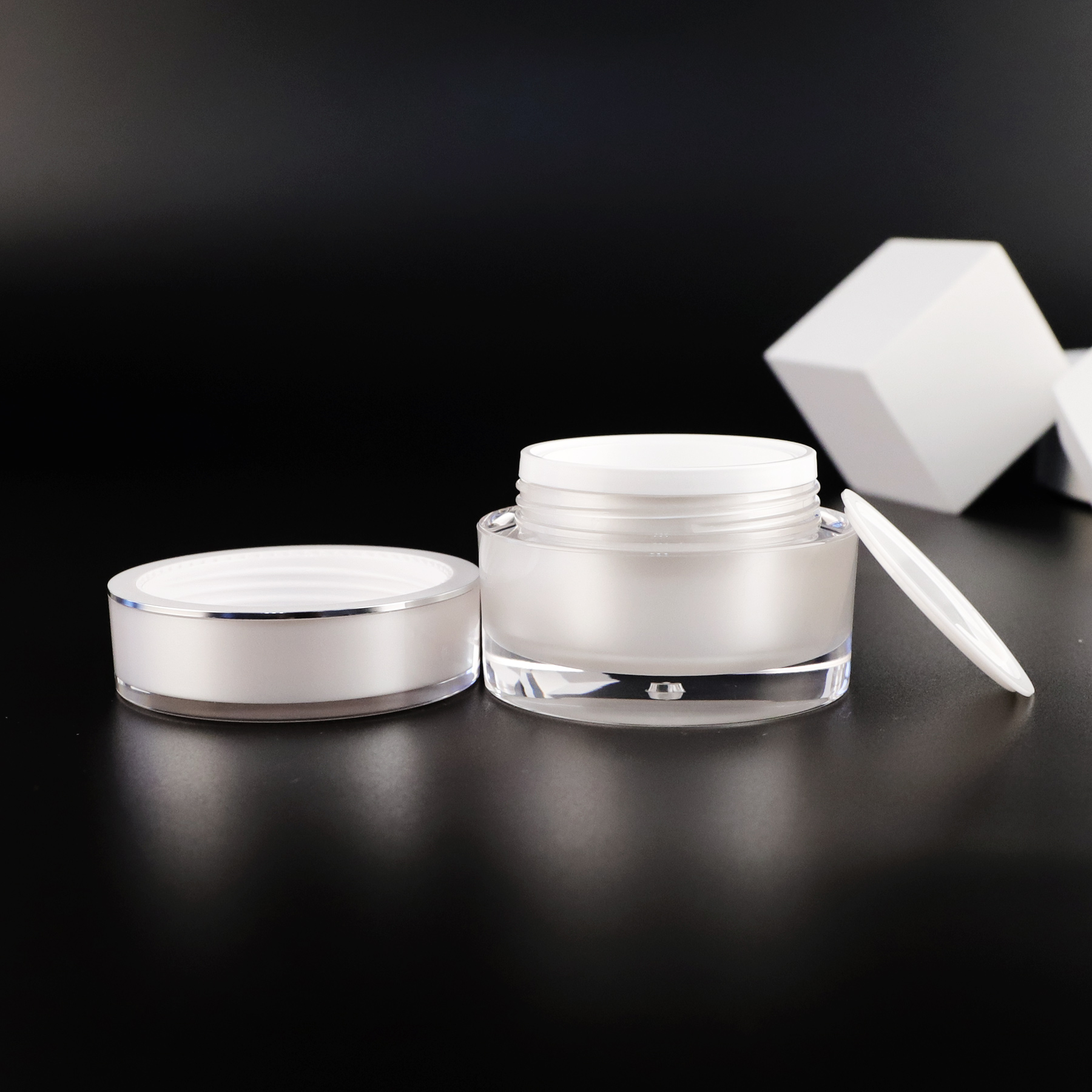 Custom Double War Round Plastic Acrylic Clear Face Cream Jar Gold and White 10g 20g 2oz