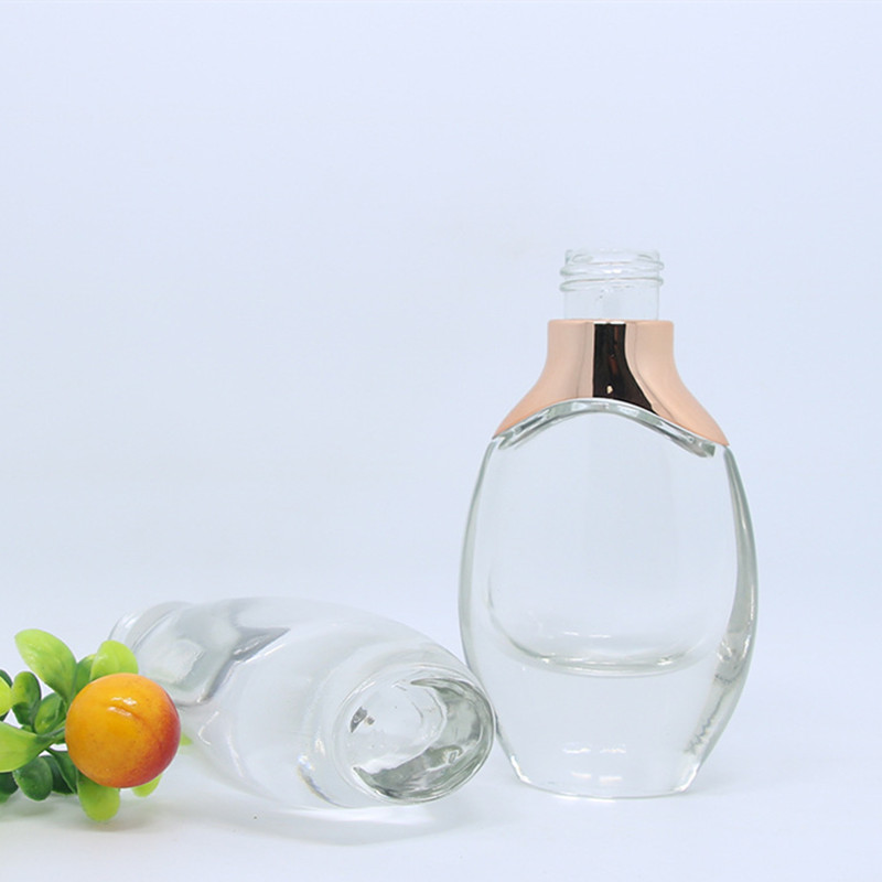 Custom Flat Shape Essential Oil Bottle With Cristal Decorative Glass Essential Oil Bottles Luxury Essential Oil Bottle Pump