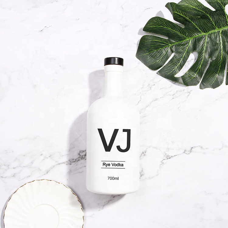 Custom Flint Frosted 200ml 350ml 500ml 750ml 50ml Fancy Glass Gin Bottle With Cork Stopper For Vodka Liquor Spirit