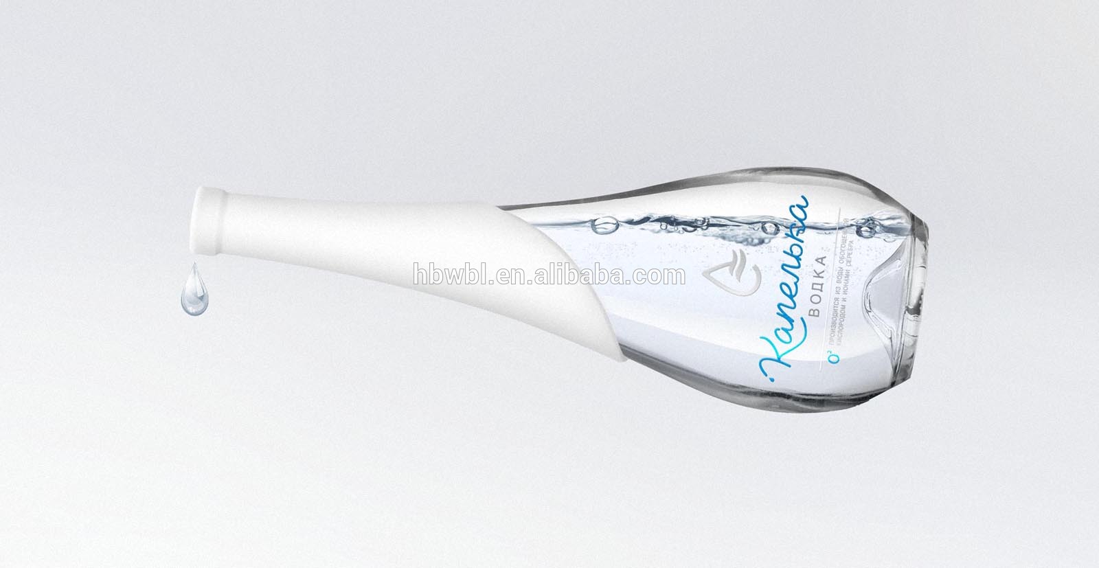 Custom Fresh Crystal White Transparent Vodka Bottles and Packing in Glass