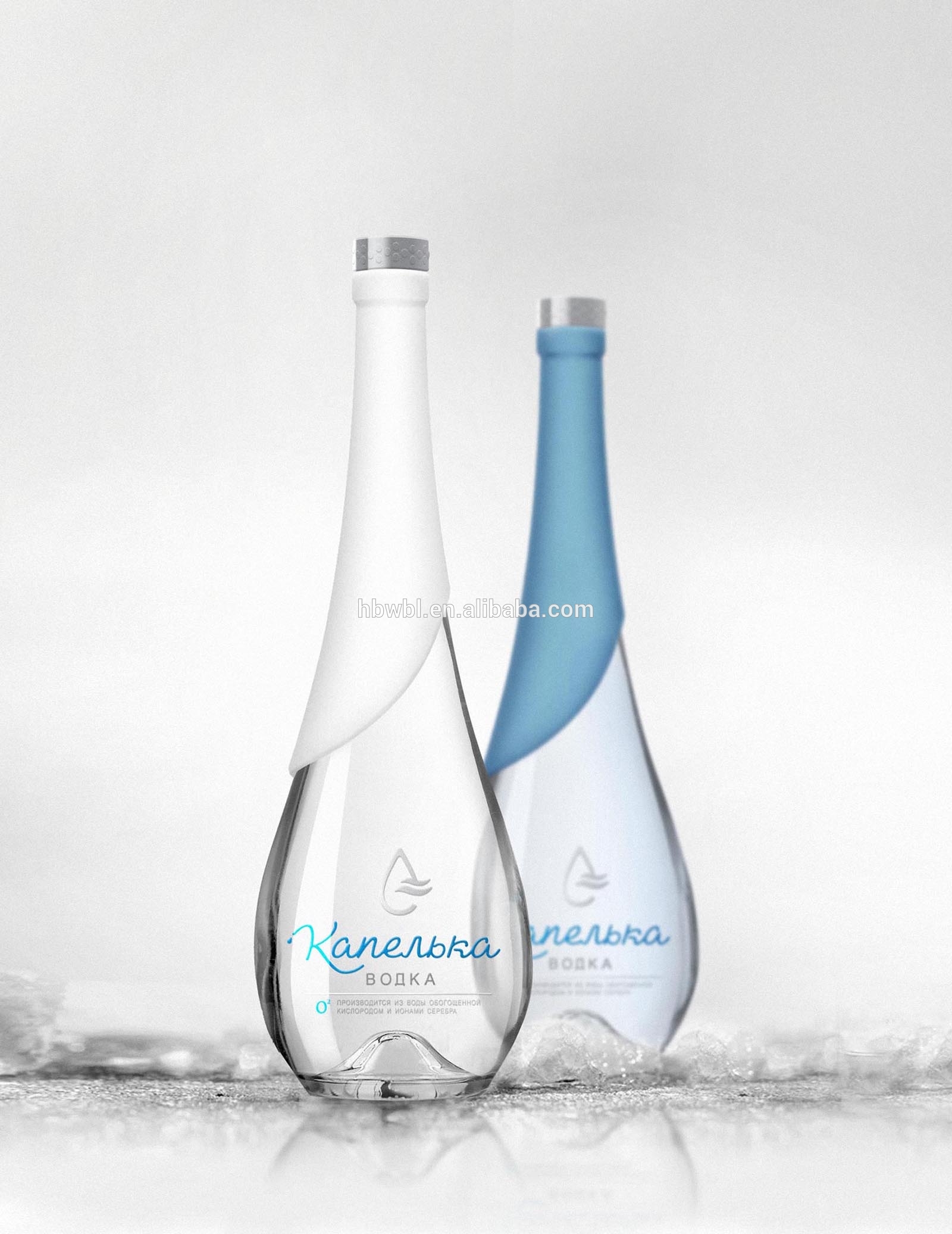 Custom Fresh Crystal White Transparent Vodka Bottles and Packing in Glass