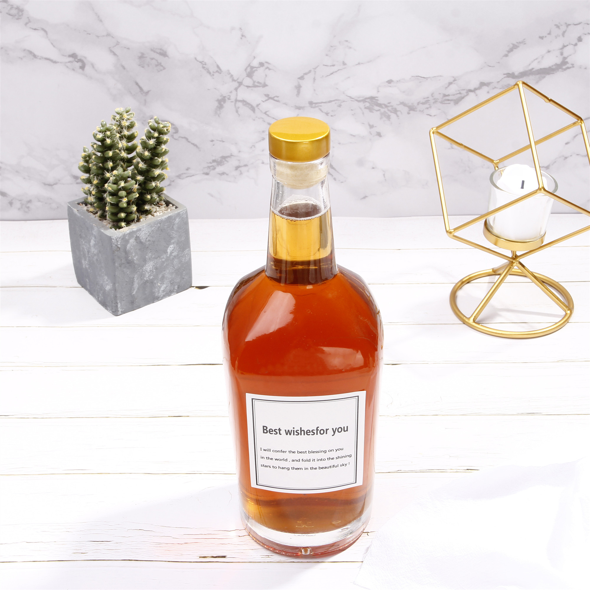 Custom Glass Bottle 1.75L With Handle Cork Stopper For Spirit