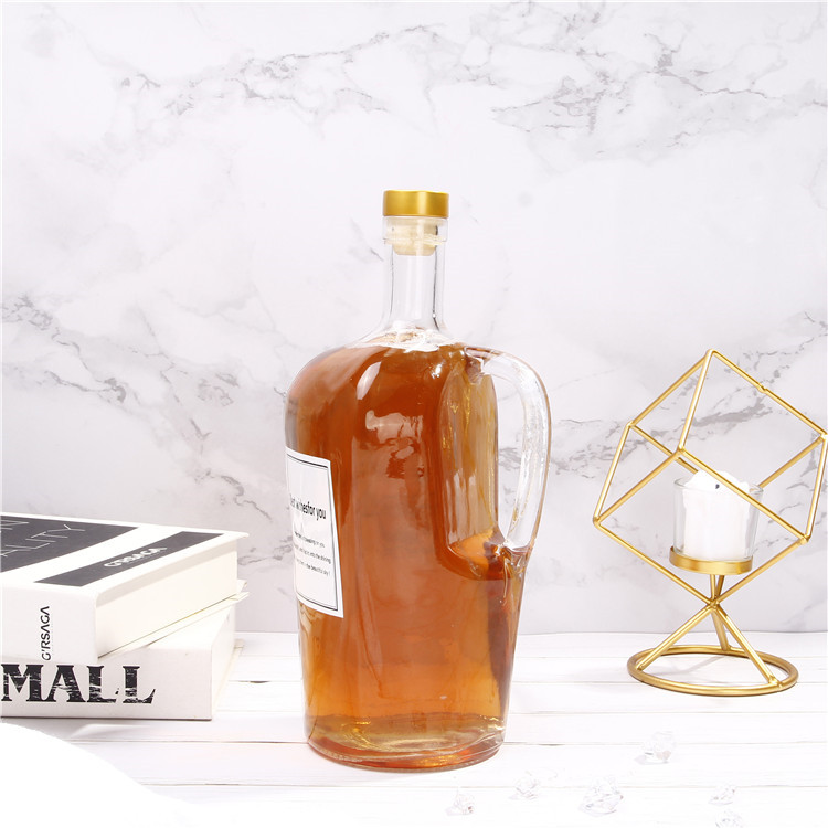Custom Glass Bottle 1.75L With Handle Cork Stopper For Spirit
