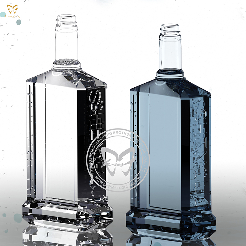 Custom Glass bottle for vodka and whiskey glass bottle with wood cork