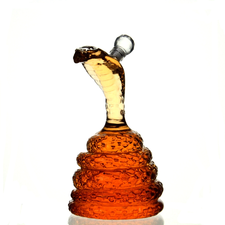 Custom Handmade Animal Snake Shape Glass Decanter Whisky Vodka Wine Glass Bottle