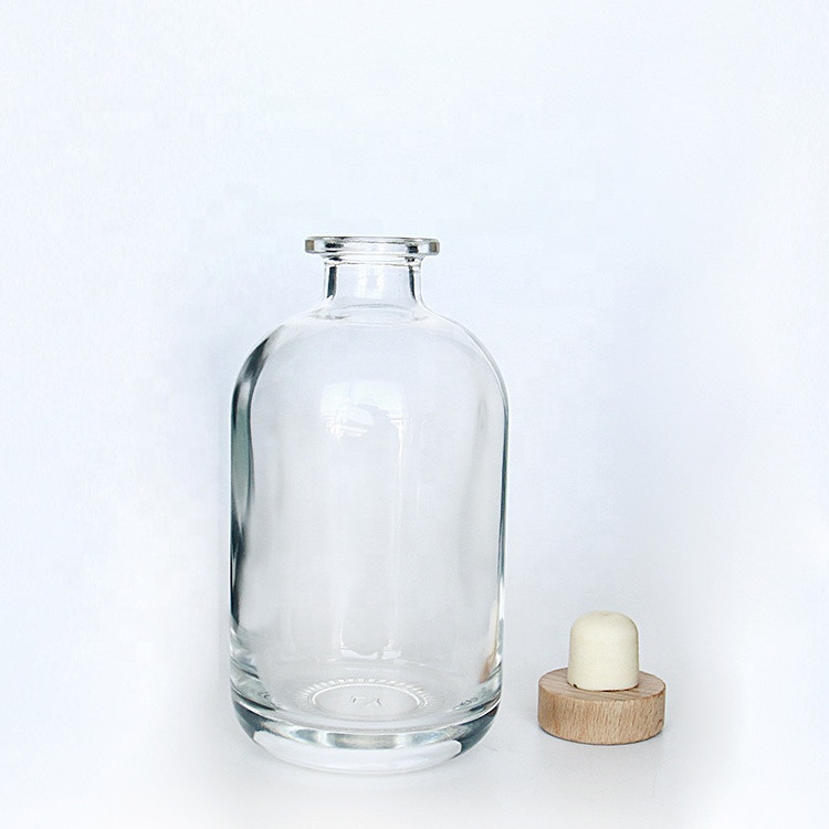 Custom Hot Sale Cork Top Round Shape Design Classic Empty Recycled 750 Ml Glass Spirit Liquor Bottle