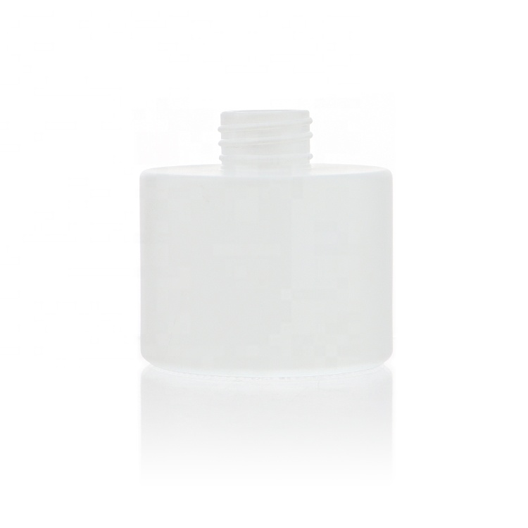 Custom Logo Fancy Round OEM Gradient Amber Glass Perfume Reed Diffuser Bottle