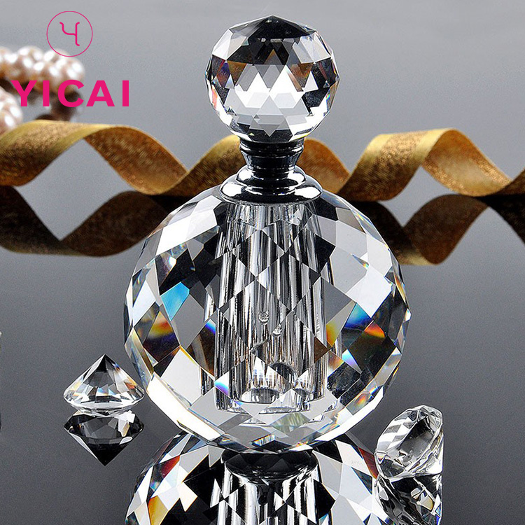 Custom Made 10ml Transparent Prism Round Luxury Empty Glass Perfume Bottle