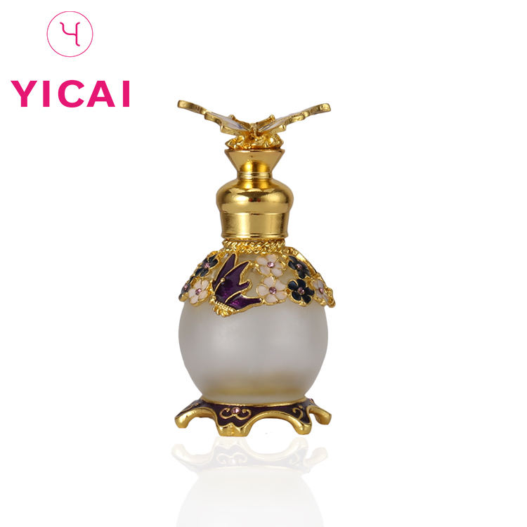 Custom Made Refillable 15ml Fancy Metal Glass Purple Round Perfume Bottle