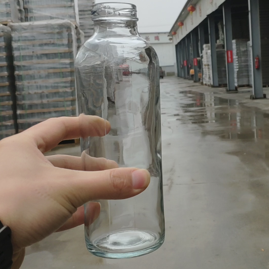 Custom Shape Wholesale Round Clear 16 oz Juice Drinking Beverage Water Glass Bottle with Lid