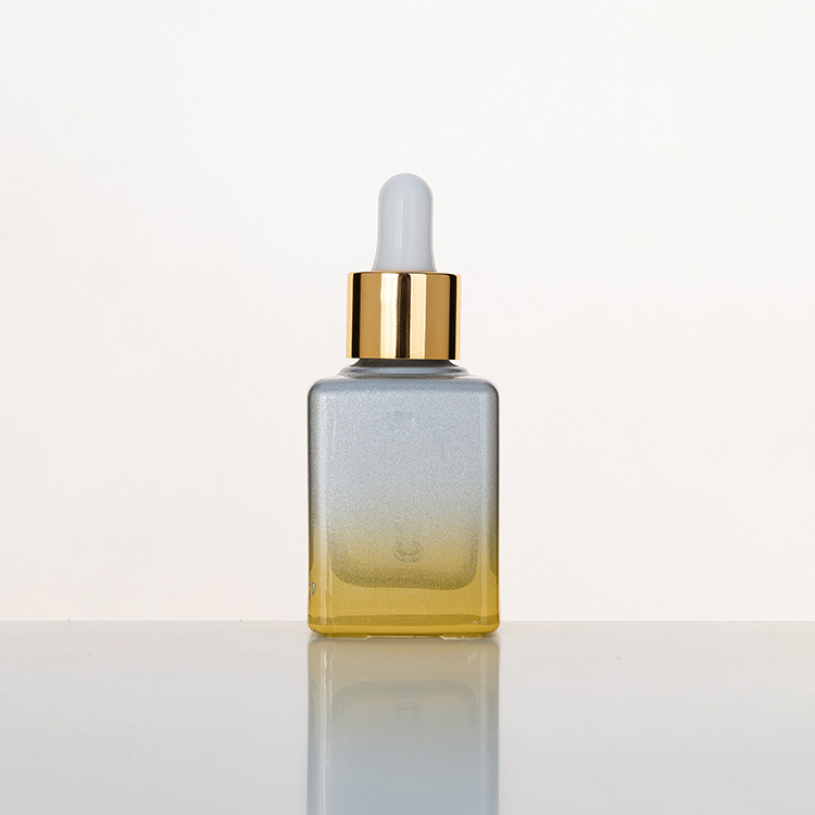 Custom Size 15ml 30ml 35ml Luxury Skincare Packaging Glass Lotion Bottles With Dropper/Press Pump for Essential Oil