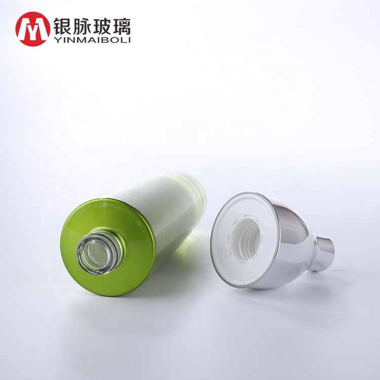 Custom Spraying Green Glass Lotion Bottles Glass Cream Jars Cosmetic packaging Container Set