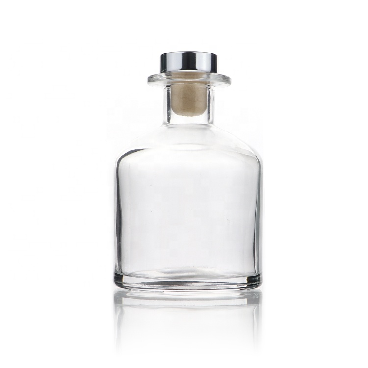 Custom Sticker Labels 100ml 250ml Matte Black Glass Bottle Perfume Oil Diffuser Bottle