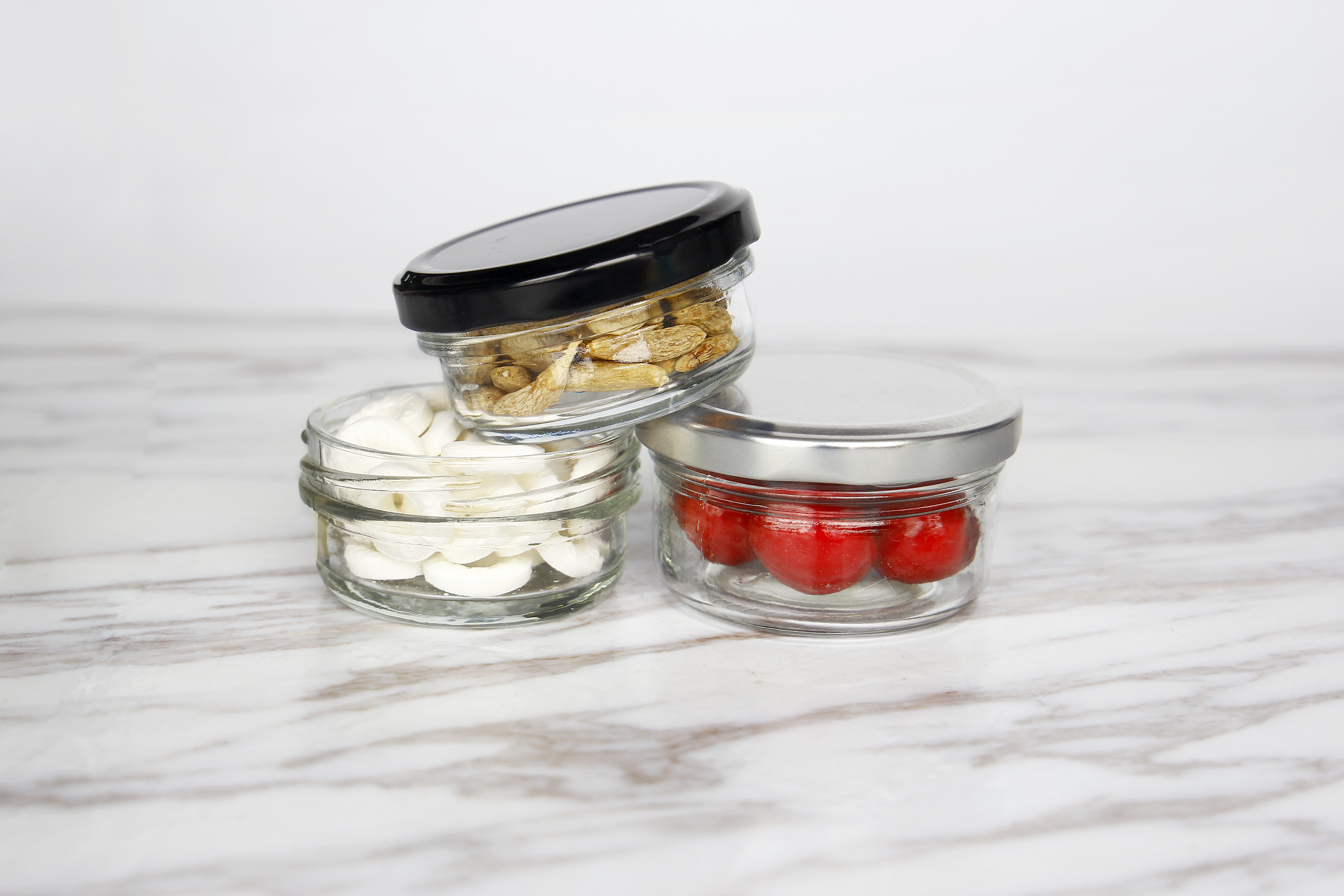 Custom Straight Side Clear Food Container Glass Jar with Metal Lid Storage Bottles & Jars Customized Logo Cover Acceptble