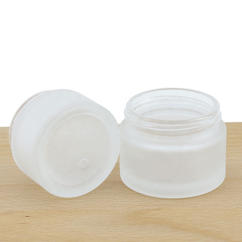 Custom Wide Mouth Glass Jar Cosmetic Frosted Glass Jar Cream Jar With Silver Lid
