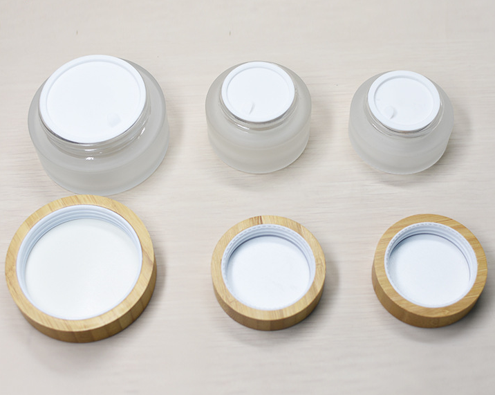 Custom bamboo lid frost glass cosmetic jar bamboo cream jar