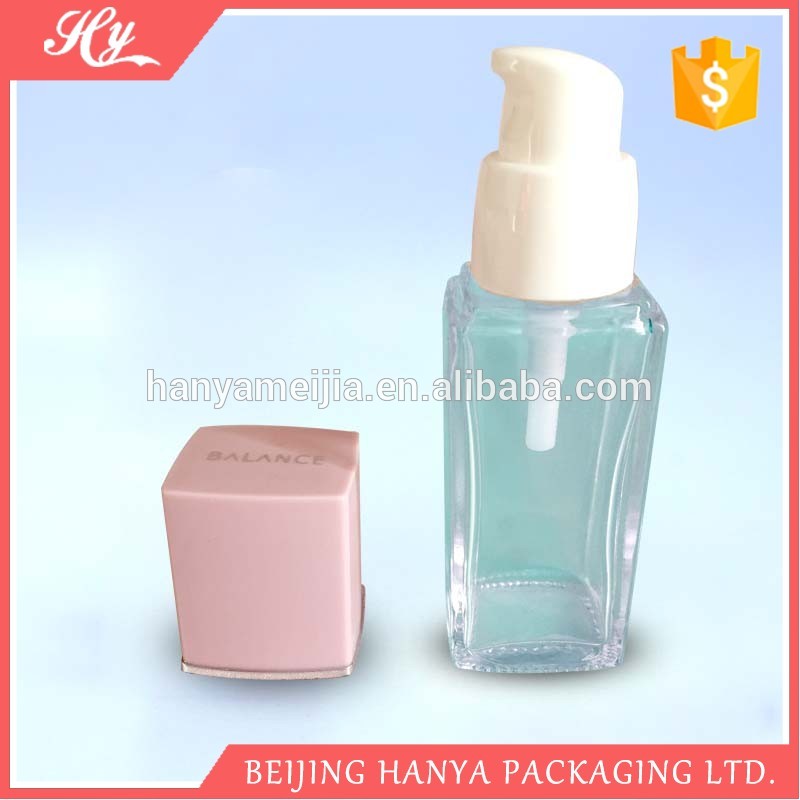 Custom clear 30ml square glass bottle with pink pump sprayer