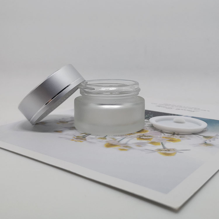 Custom color cream pot containers spray frosted glass cream jar cosmetic 50ml with gold lid