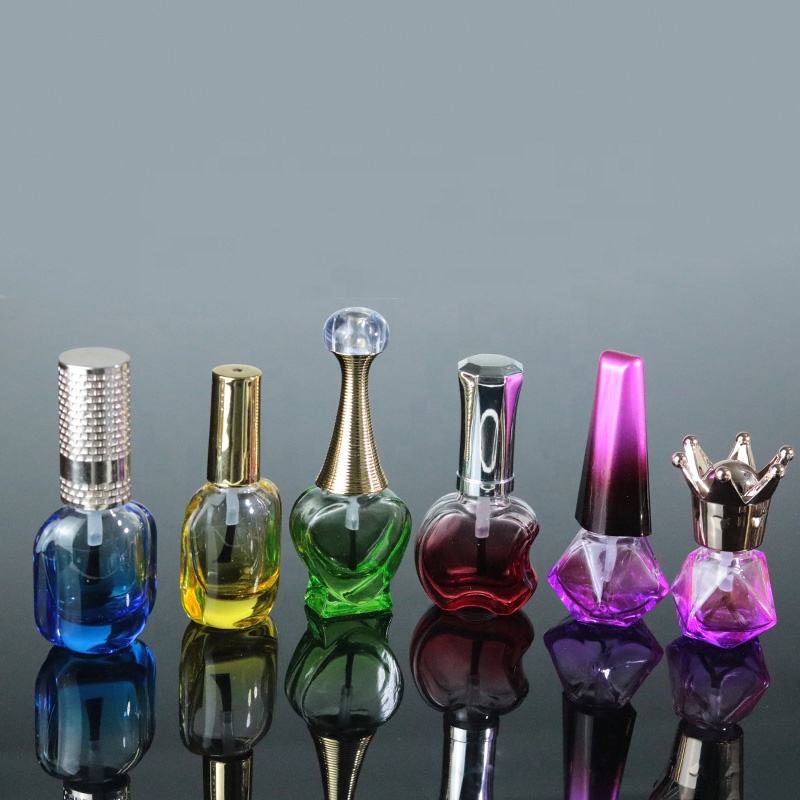 Custom color luxury 10ml OEM empty bottle nail polish (NG21)