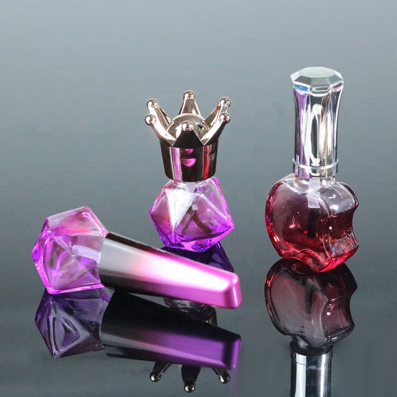 Custom color luxury 10ml OEM empty bottle nail polish (NG21)