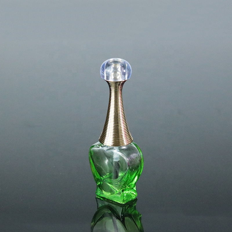 Custom color luxury 10ml OEM empty bottle nail polish (NG21)