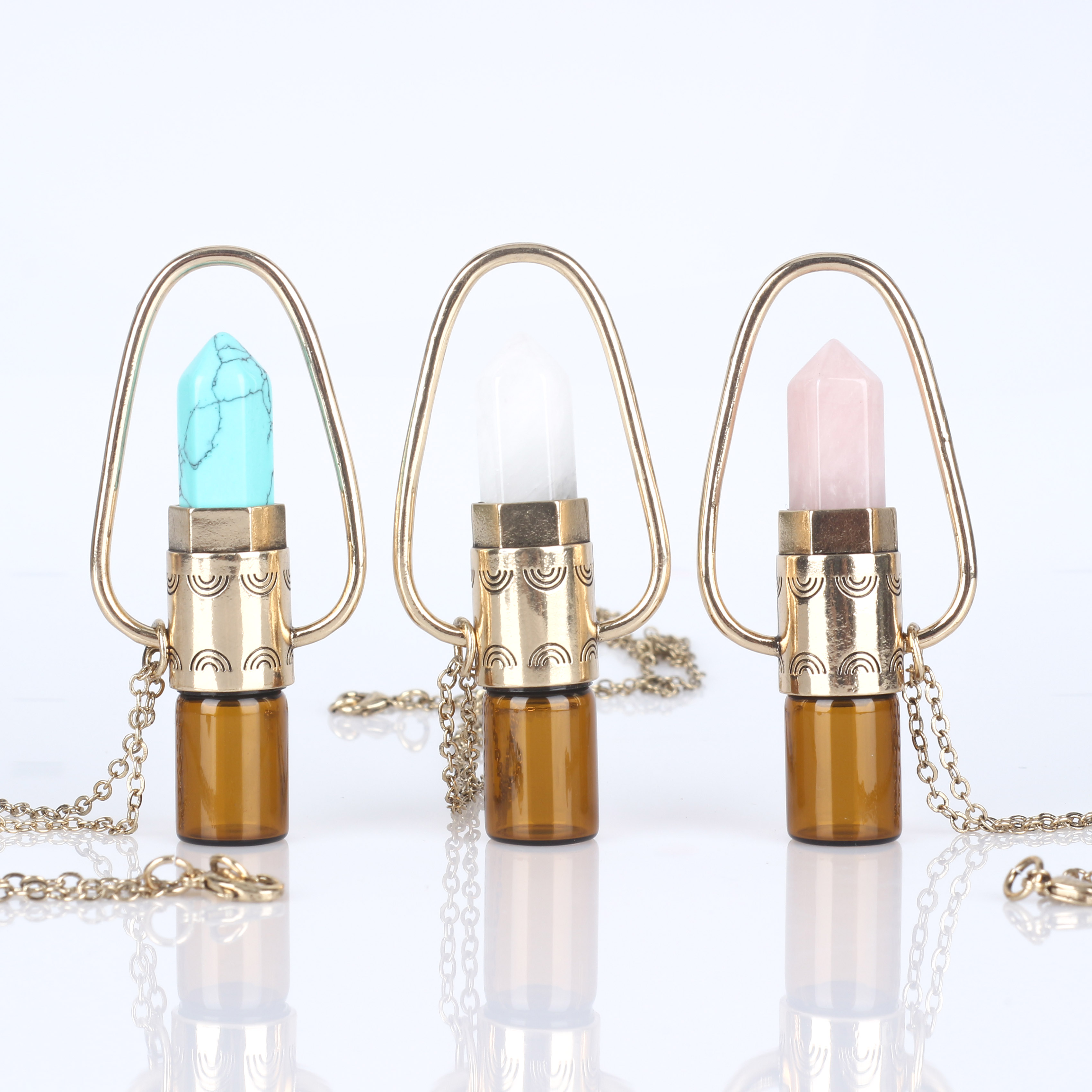 Custom crystal perfume oil bottle necklace pendant beautiful essential oil diffuser charm oil perfume bottle