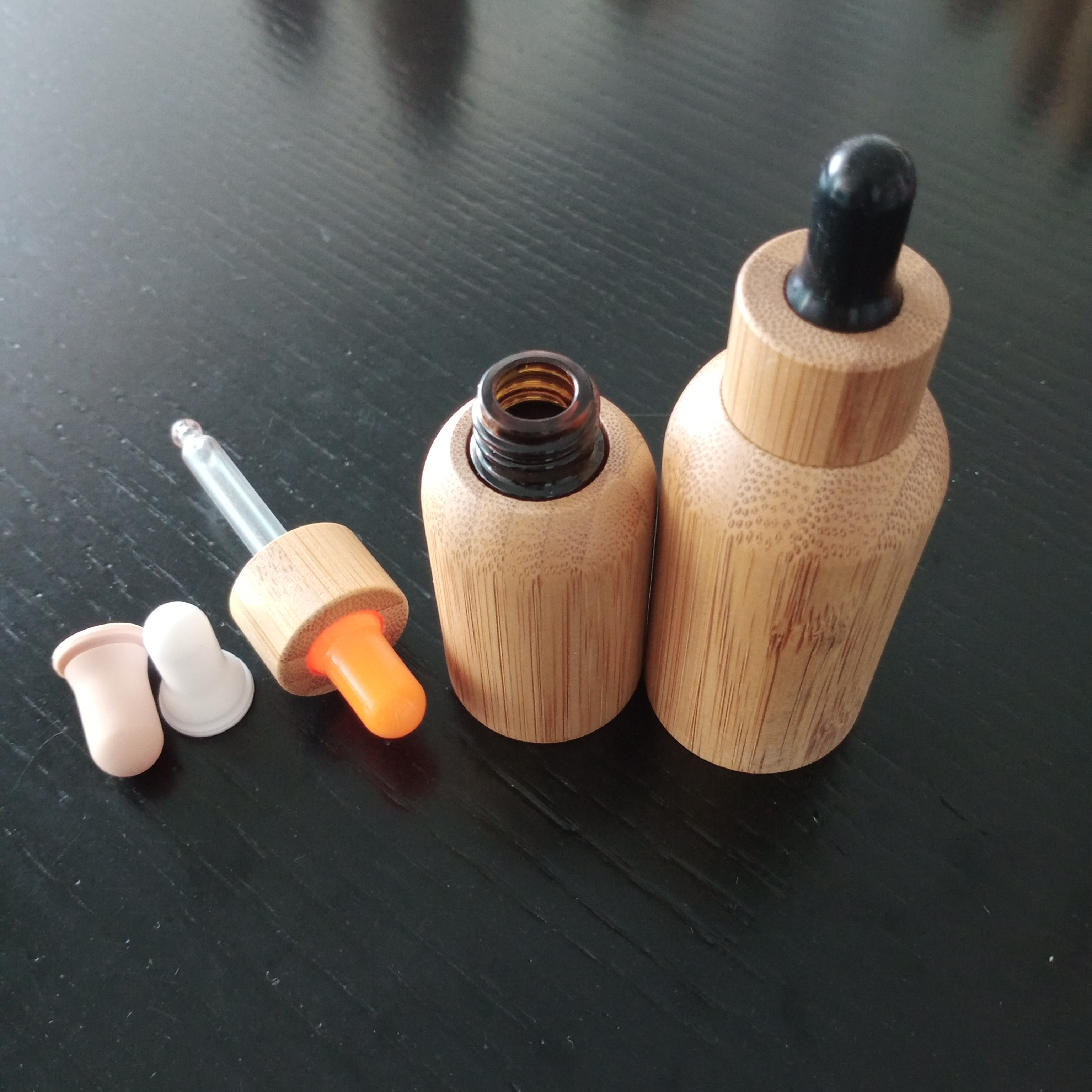 Custom curved inside glass eco friendly screw cap / spray / pump / bamboo essential oil dropper bottle 10ml 15ml 30ml 50ml 100ml
