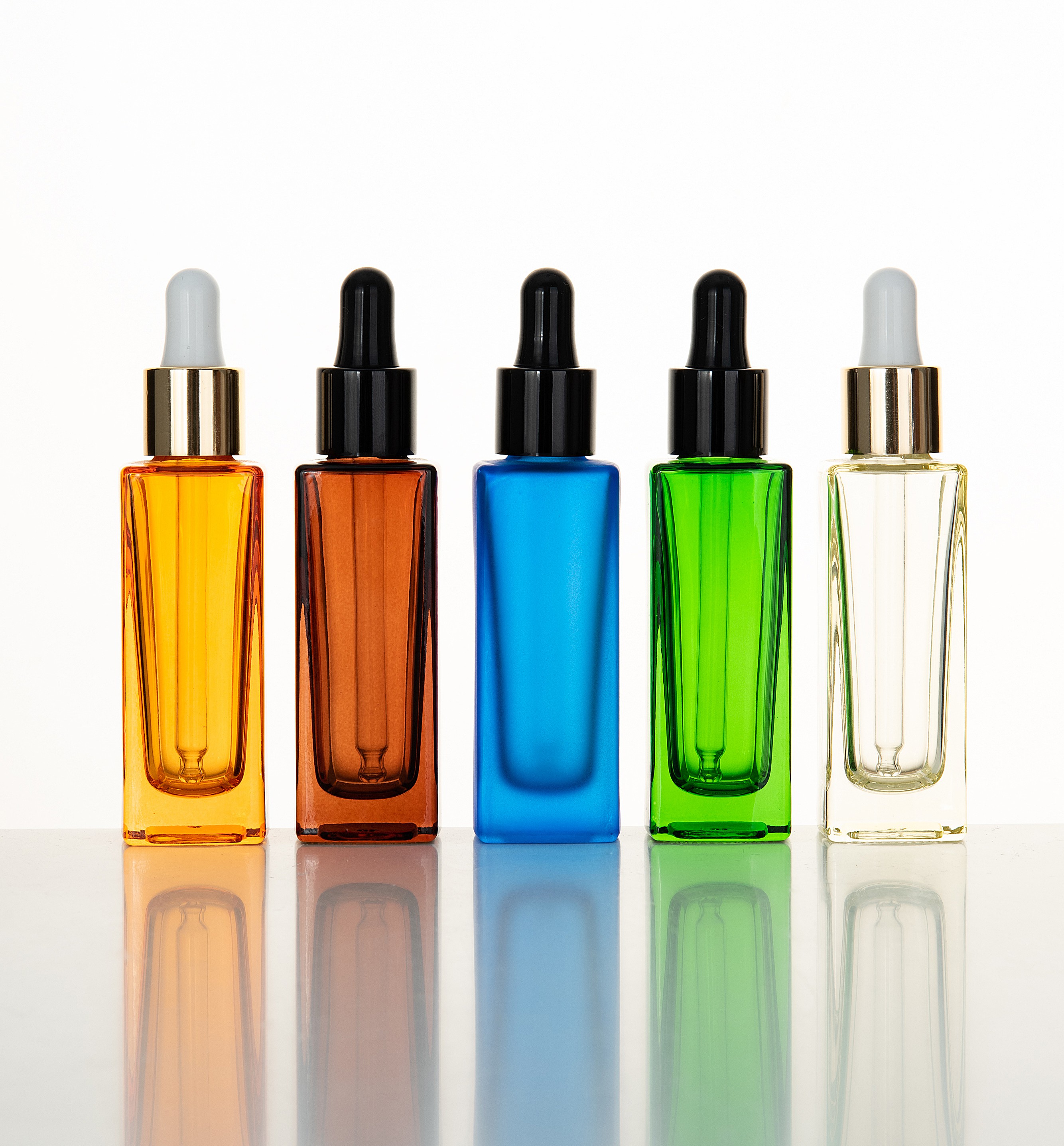 Custom eco friendly cosmetic skincare packaging container oil glass dropper bottle 30ml with aluminum dropper