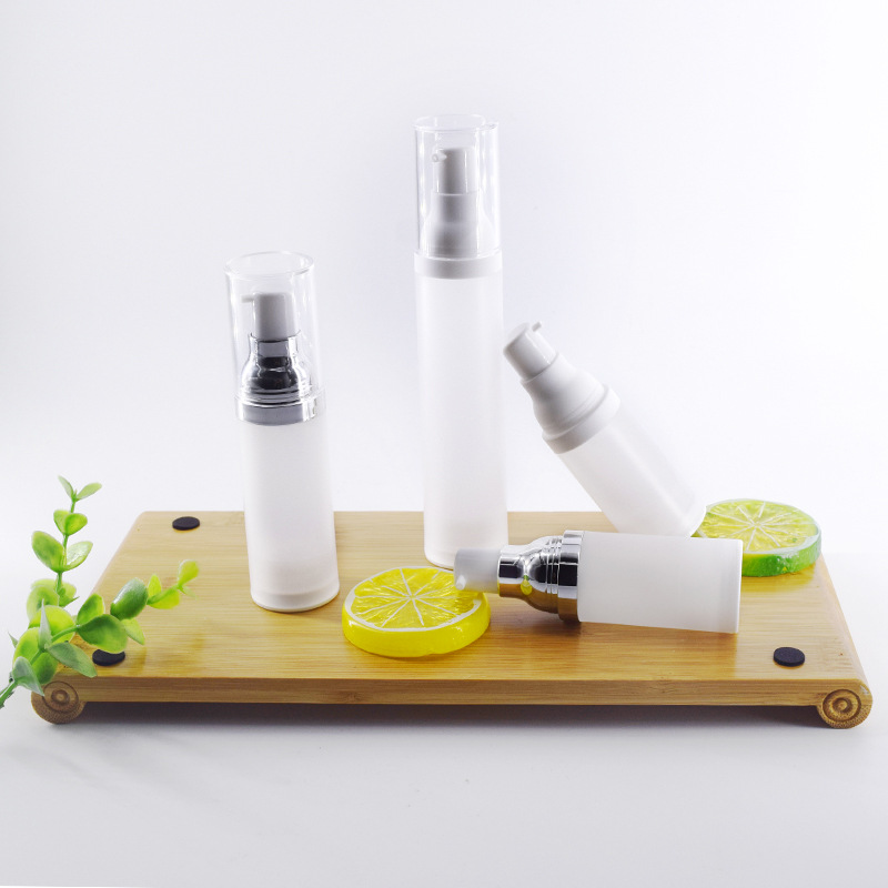 Custom logo 15mll 30ml 50m frosted white PP airless bottle with silver lotion pump for cream cosmetic vacuum package container