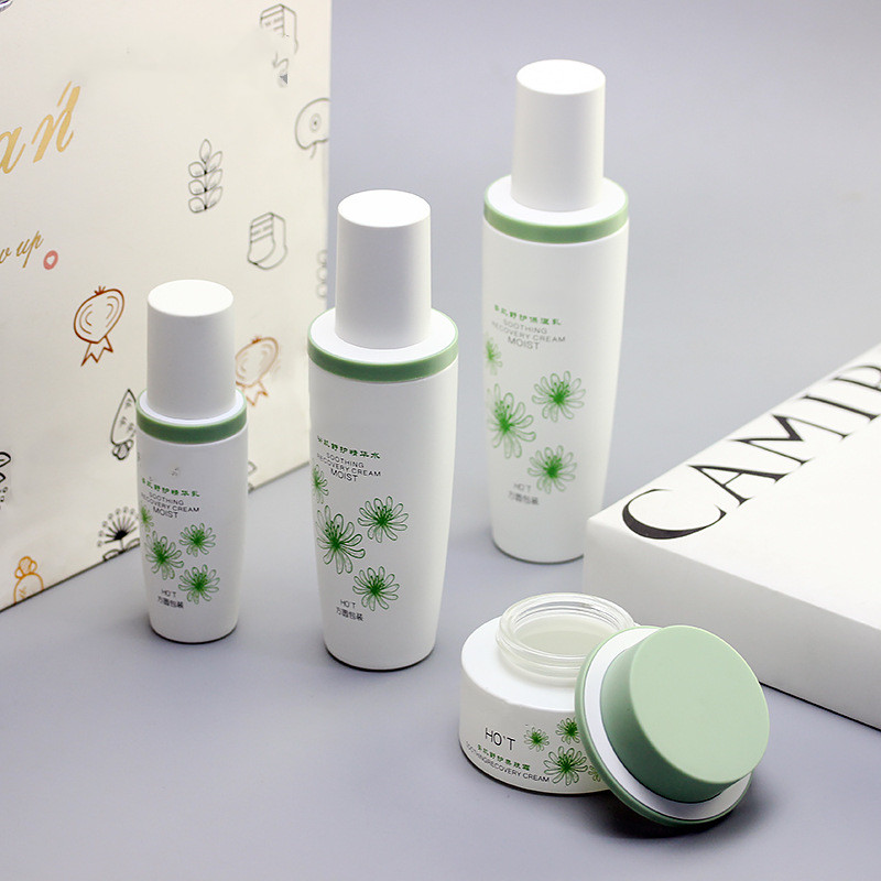 Custom logo 30g 50g 40ml 100ml 120ml 150ml matte white glass cosmetic bottle personal care production cosmetic package container